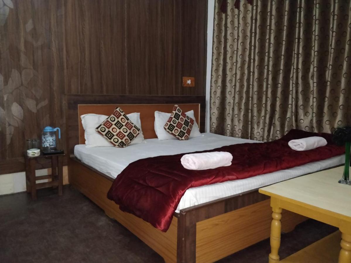 Hotel Kashmir Heaven Srinagar  Exterior photo